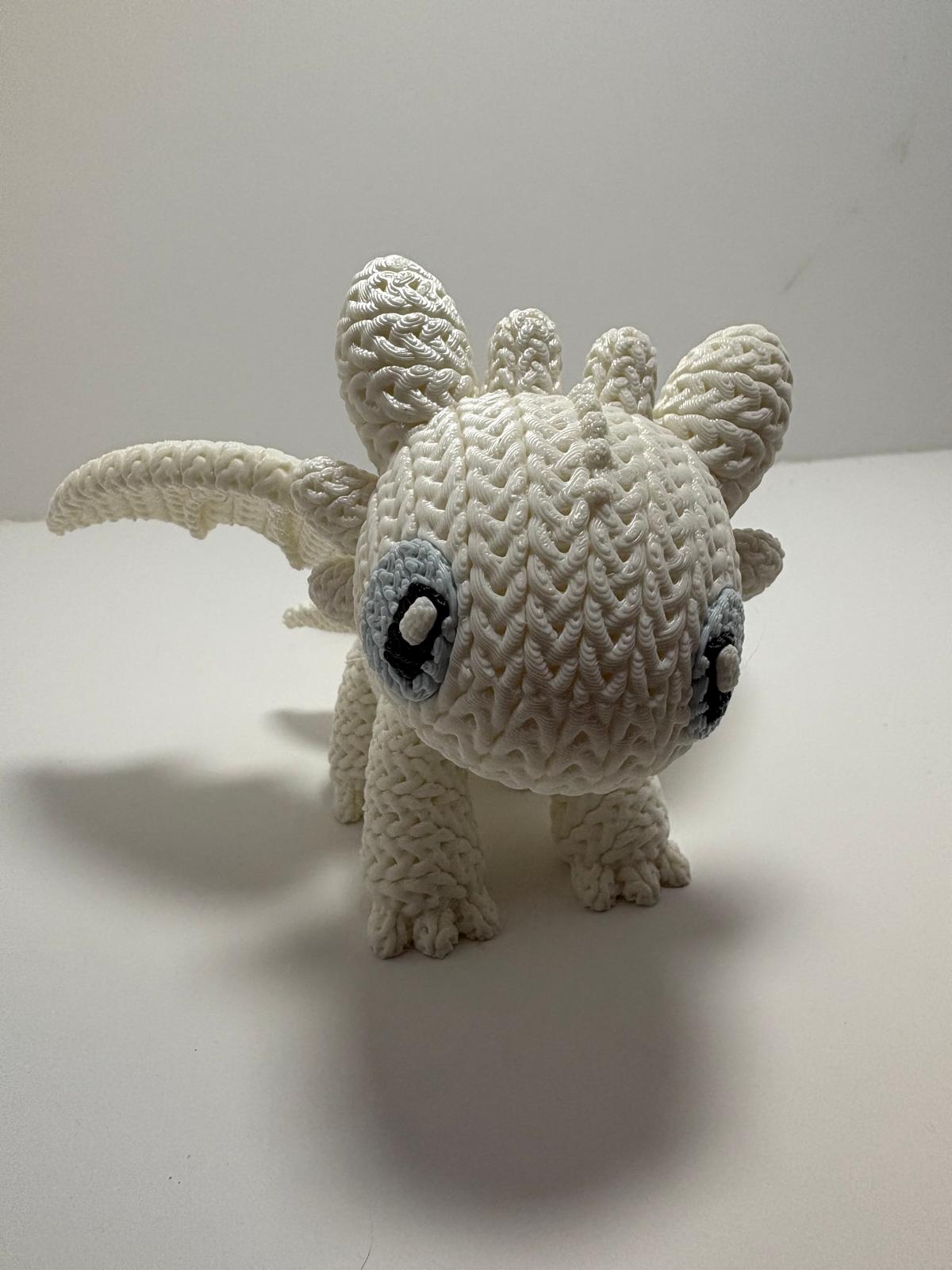 Figura Furia Luminosa Impresa en 3D Estilo Crochet - CreaLuDe3D