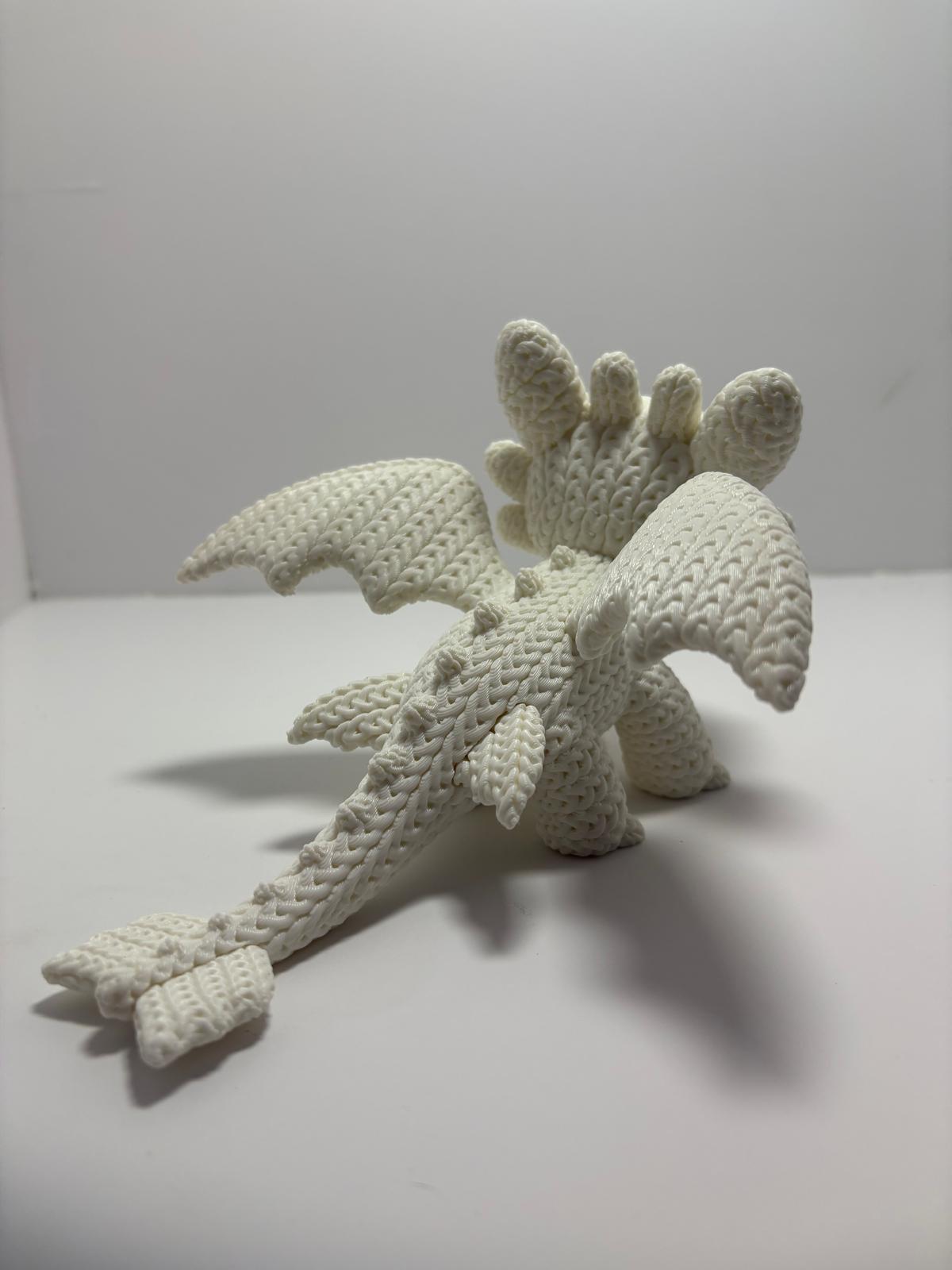 Figura Furia Luminosa Impresa en 3D Estilo Crochet - CreaLuDe3D