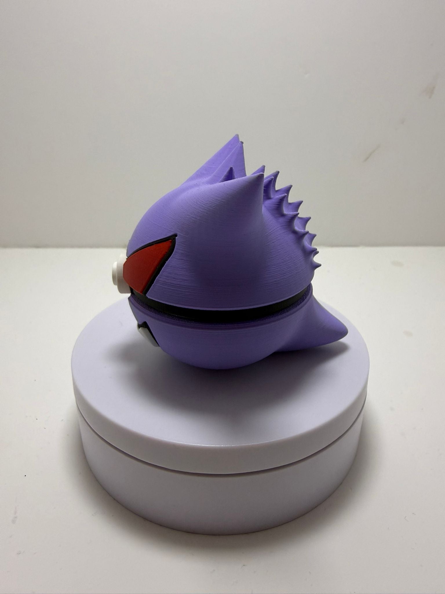 Pokébola Oscura Estilo Fantasma Impresión 3D PLA | Figura Decorativa Gamer - CreaLuDe3D